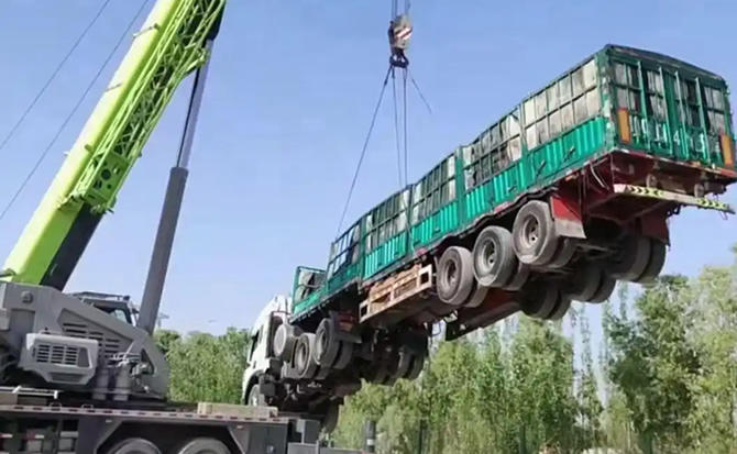 太白道路脱困救援案例